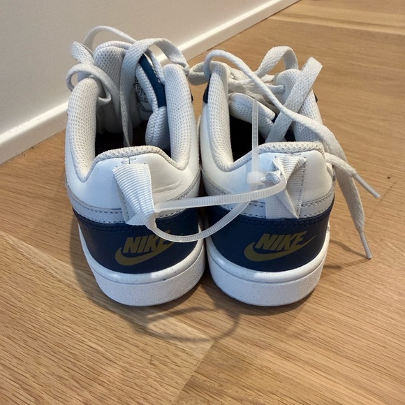 Nike Classic White and Blue Low-Tops